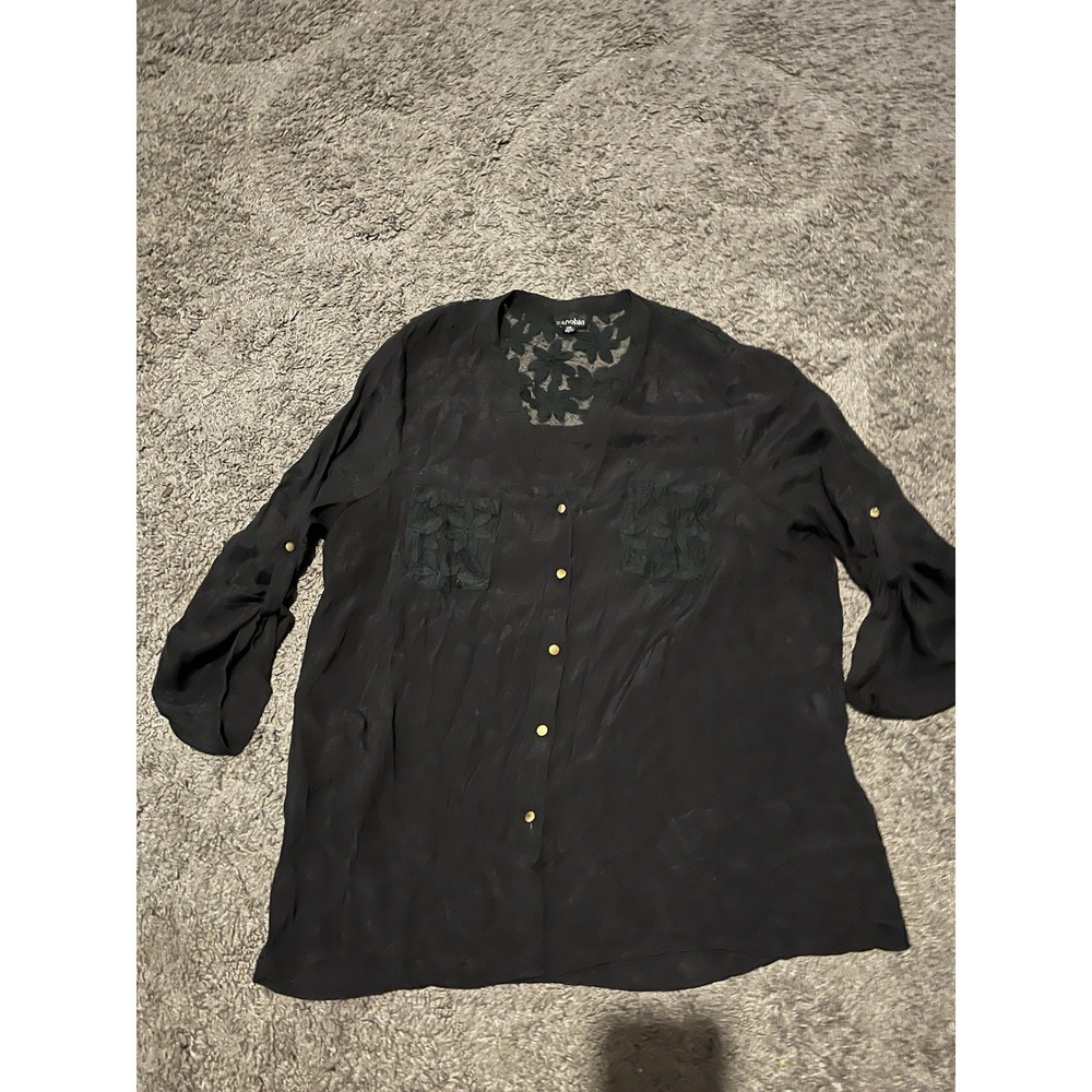 Zenobia Women's Black Button-Up Blouse with Lace Details Size 2xl
